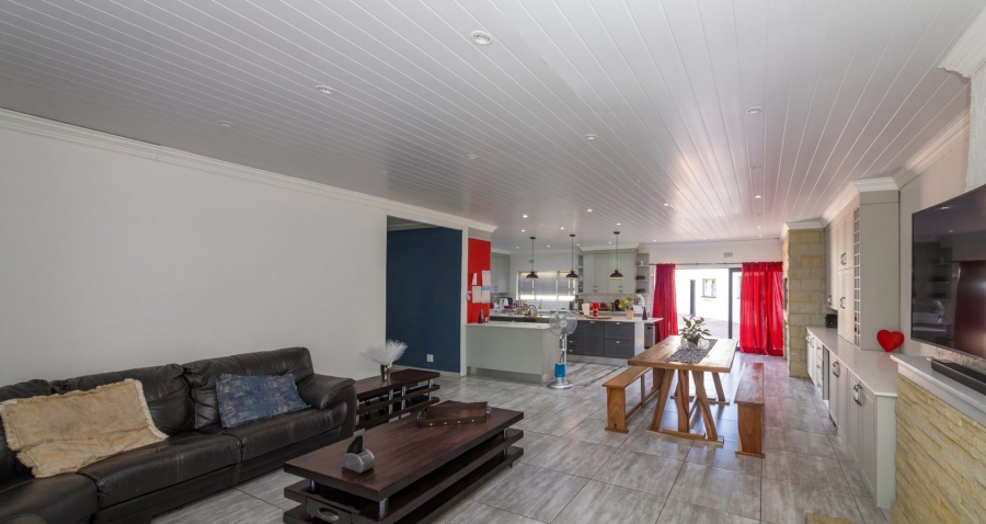 4 Bedroom Property for Sale in Panorama Free State